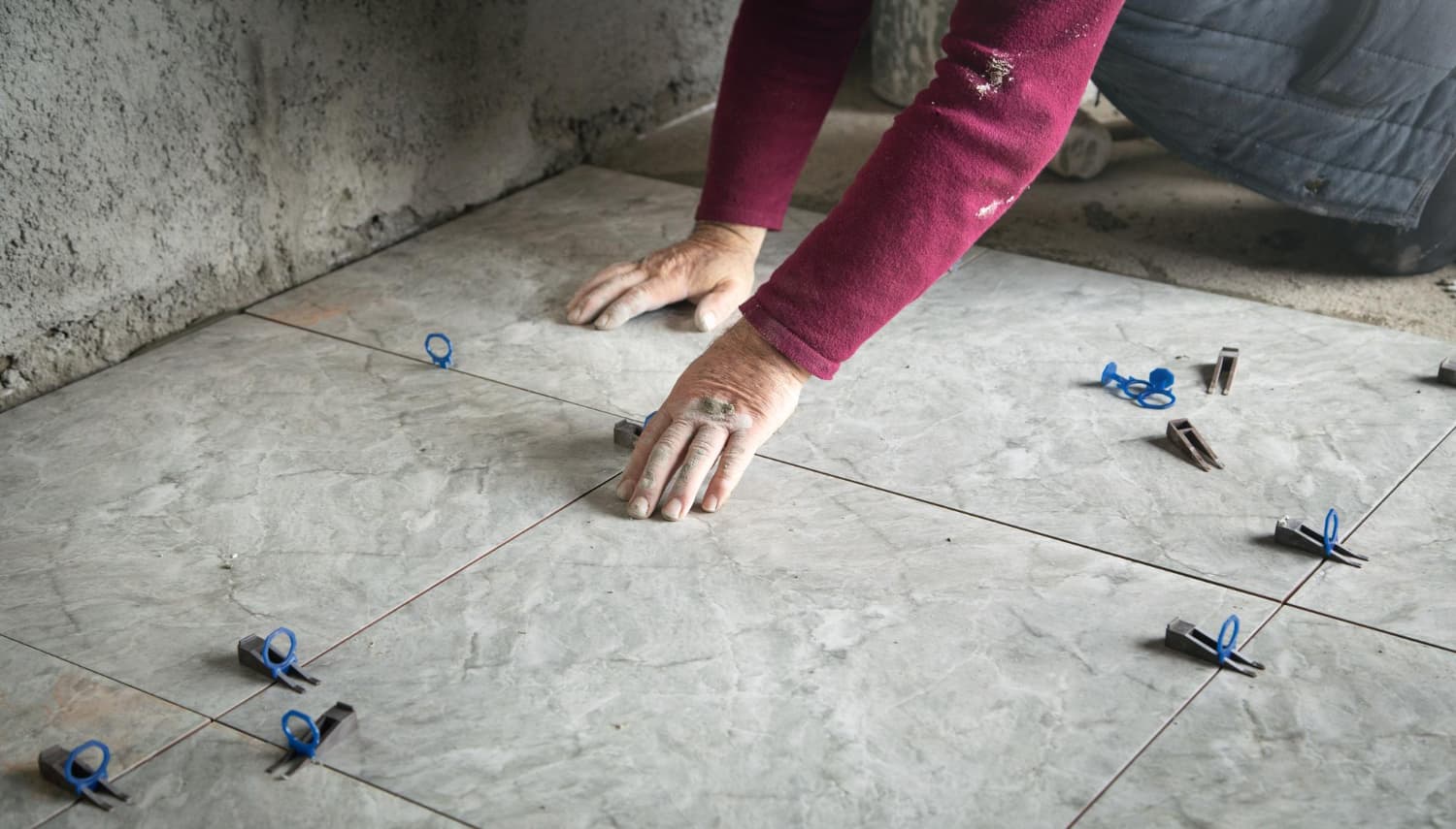 construction-19-ac-1 Pose de carrelage intérieur à Fréjus